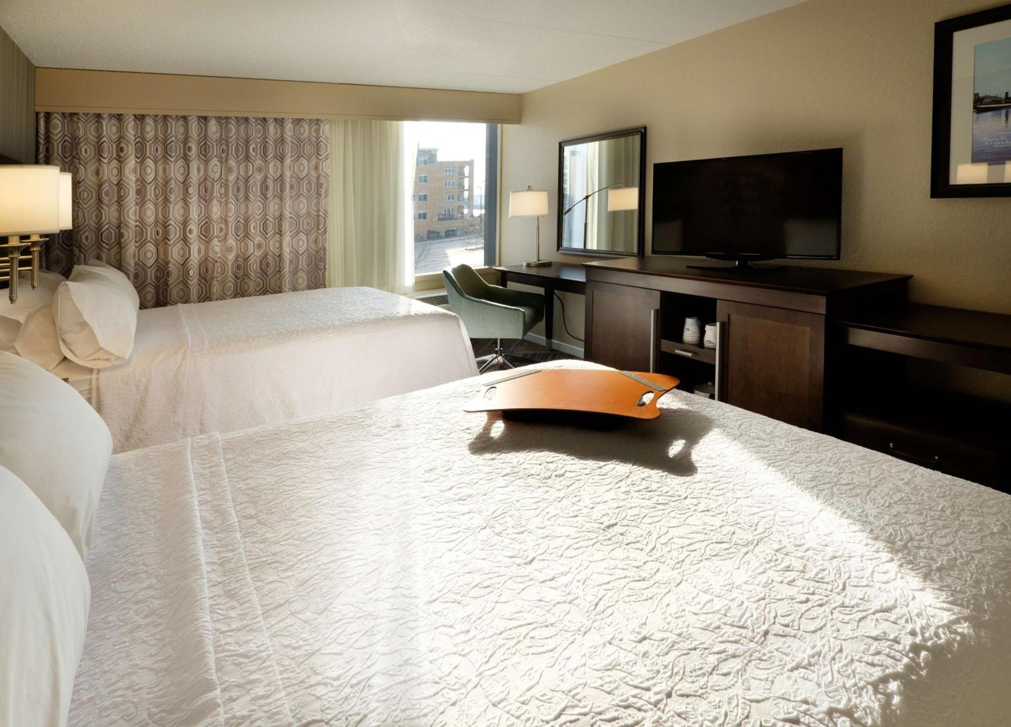 Hampton Inn Green Bay Downtown Eksteriør bilde